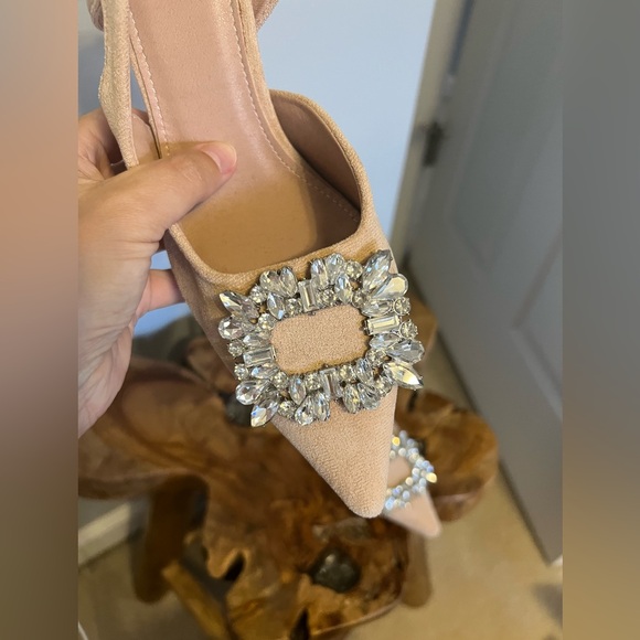 Jewel Pointed Toe Sling Back Pumps - Picture 16 of 17